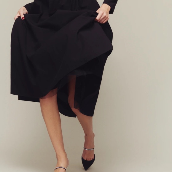 Reformation Elly Dress - NEVER WORN! - Picture 3 of 6